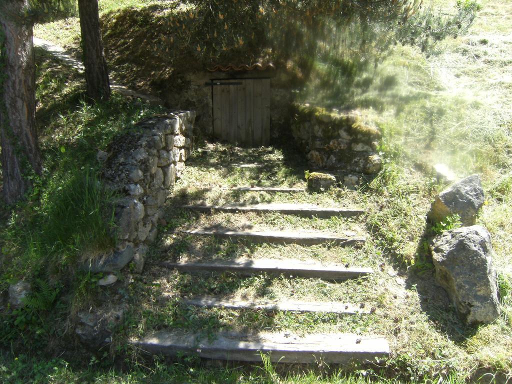 Les Roches Hotel Le Crestet Esterno foto