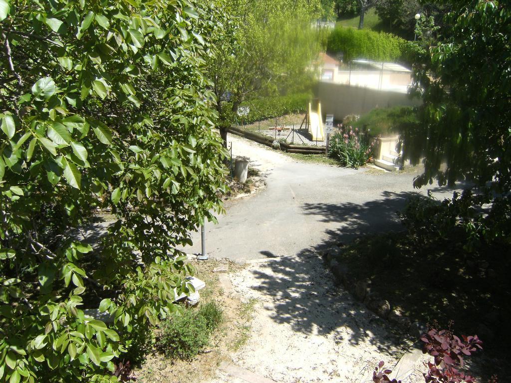 Les Roches Hotel Le Crestet Esterno foto